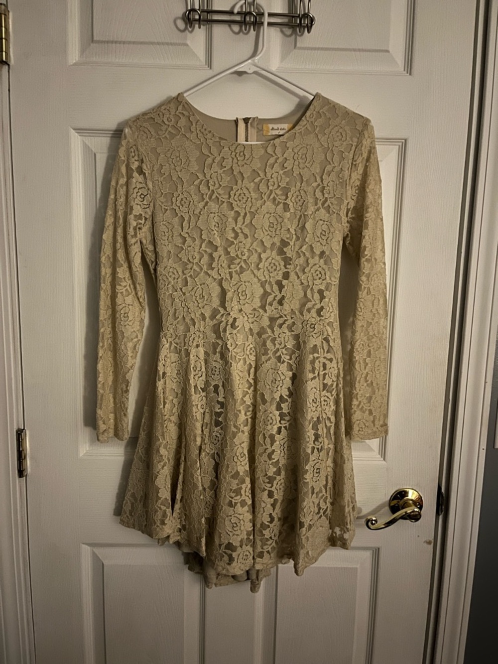 Cream Lace Long-Sleeve Dress